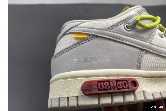 Dunk DM1602-106 Nike Low Lot 8  O-W 0119